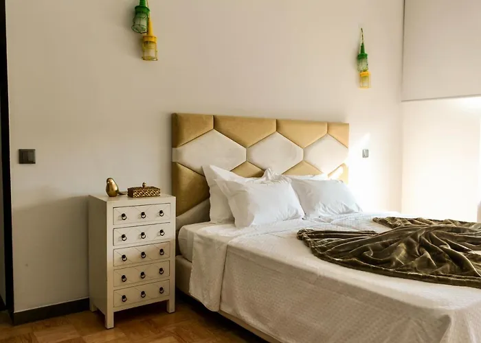 Pia Do Urso Albergue Batalha