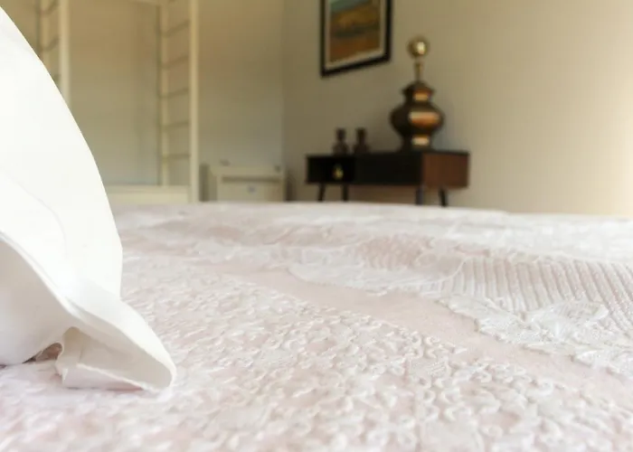 Pia Do Urso Albergue Batalha