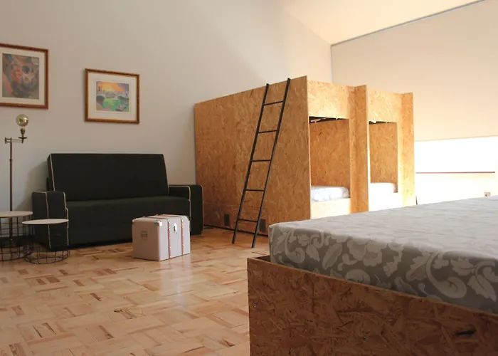 Pia Do Urso Albergue *